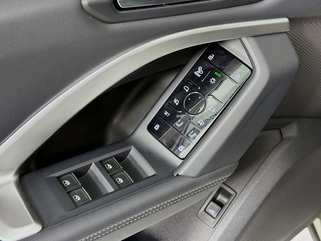 Certified 2025 Audi Q5 Premium Plus w/ Premium Plus image 18