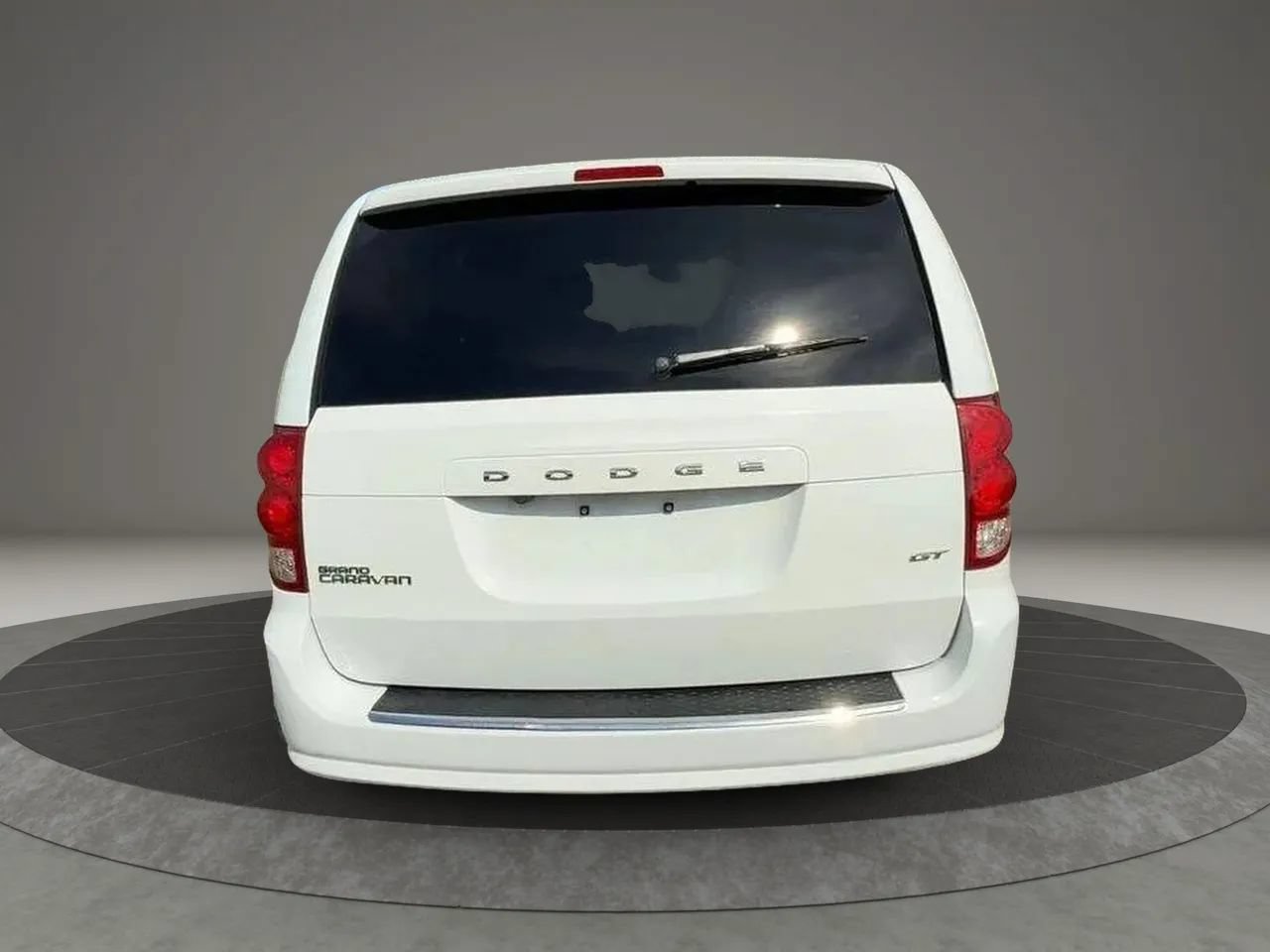 Used 2020 Dodge Grand Caravan GT FWD image 5