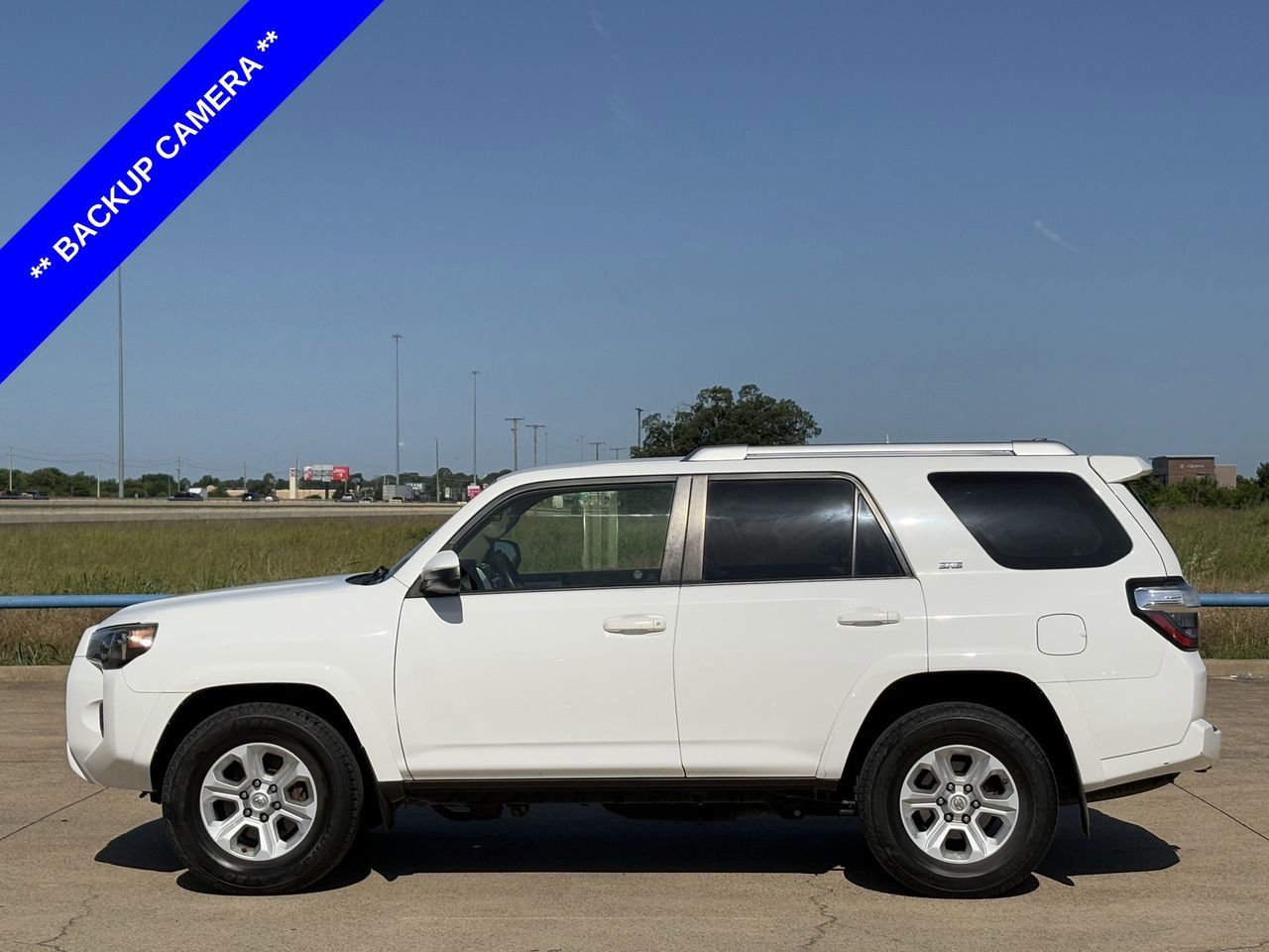 Used 2017 Toyota 4Runner SR5 RWD image 3