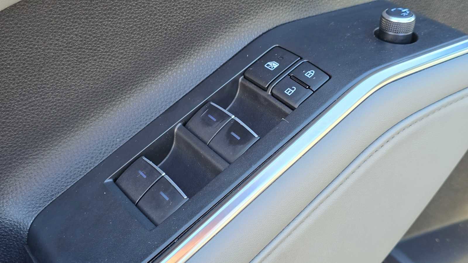 Used 2022 Toyota Highlander Platinum image 26