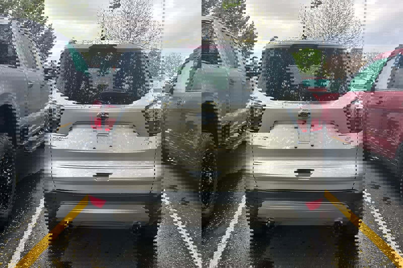 Used 2018 Ford Escape SE image 5