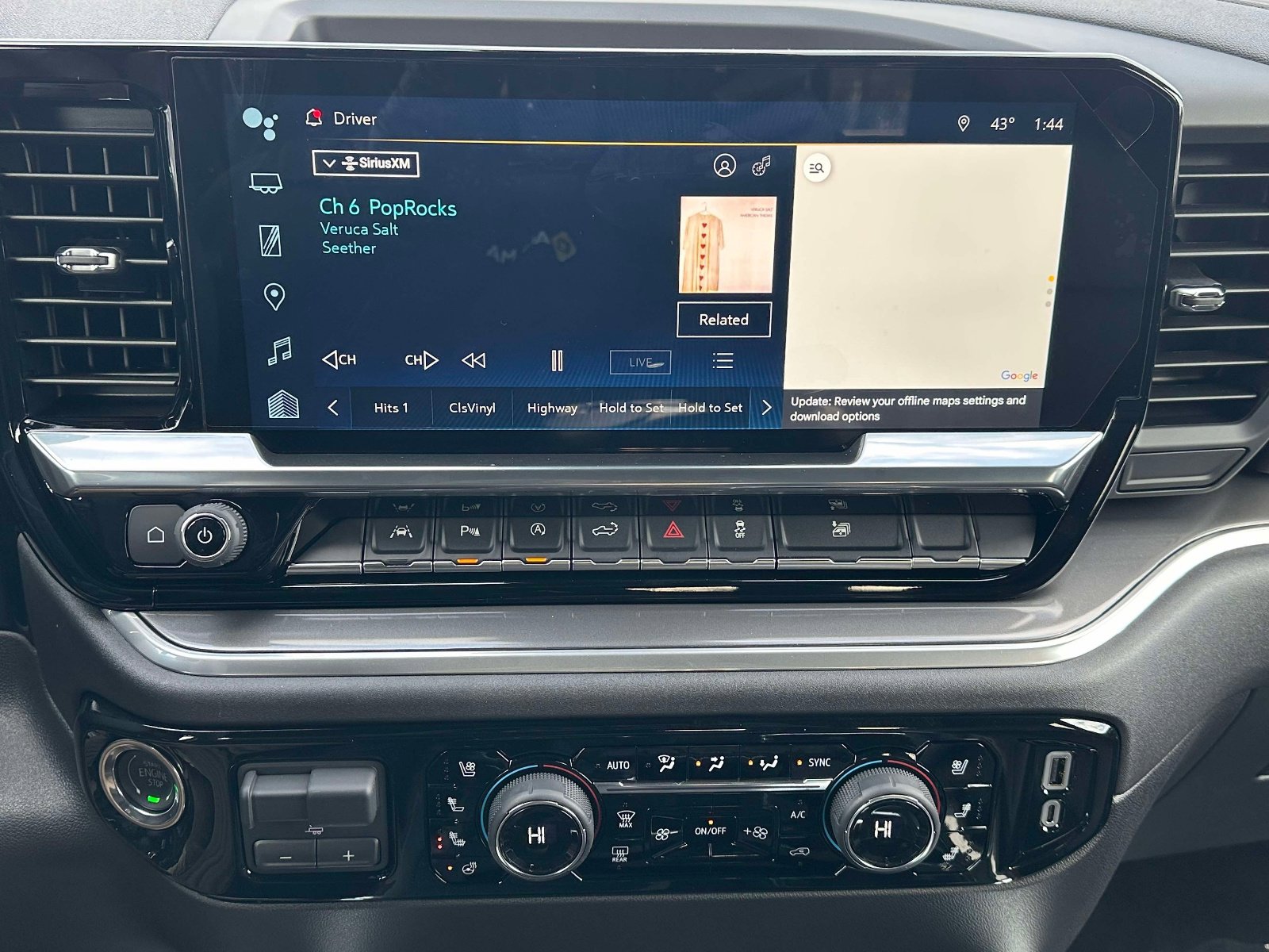 Certified 2025 Chevrolet Silverado 1500 High Country w/ Midnight Edition image 9