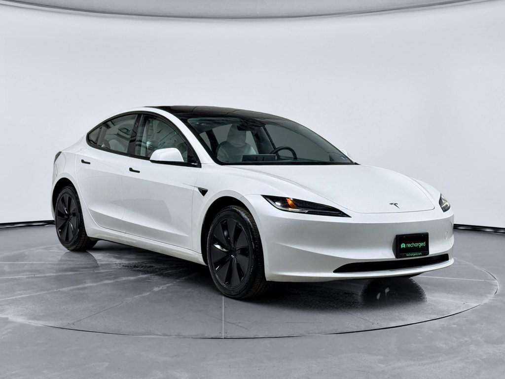 Used 2025 Tesla Model 3 Long Range image 4