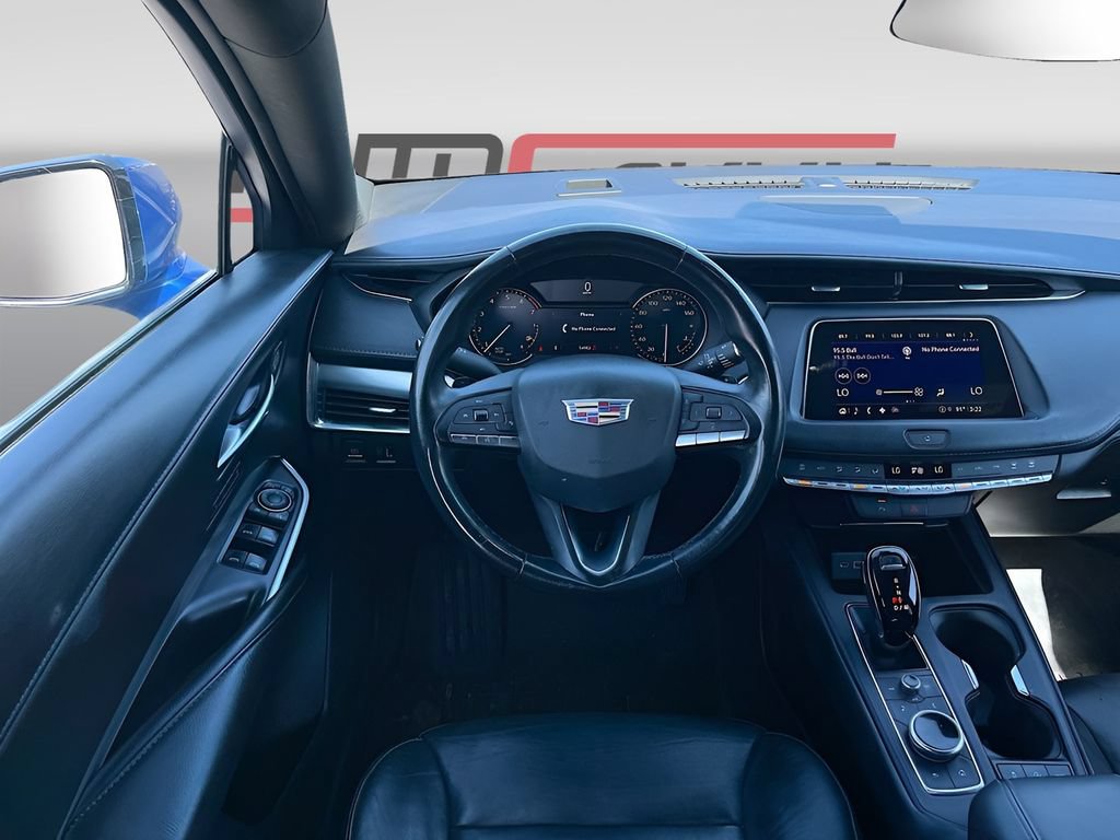 Used 2022 Cadillac XT4 Premium Luxury w/ Safety Alert Package FWD image 20