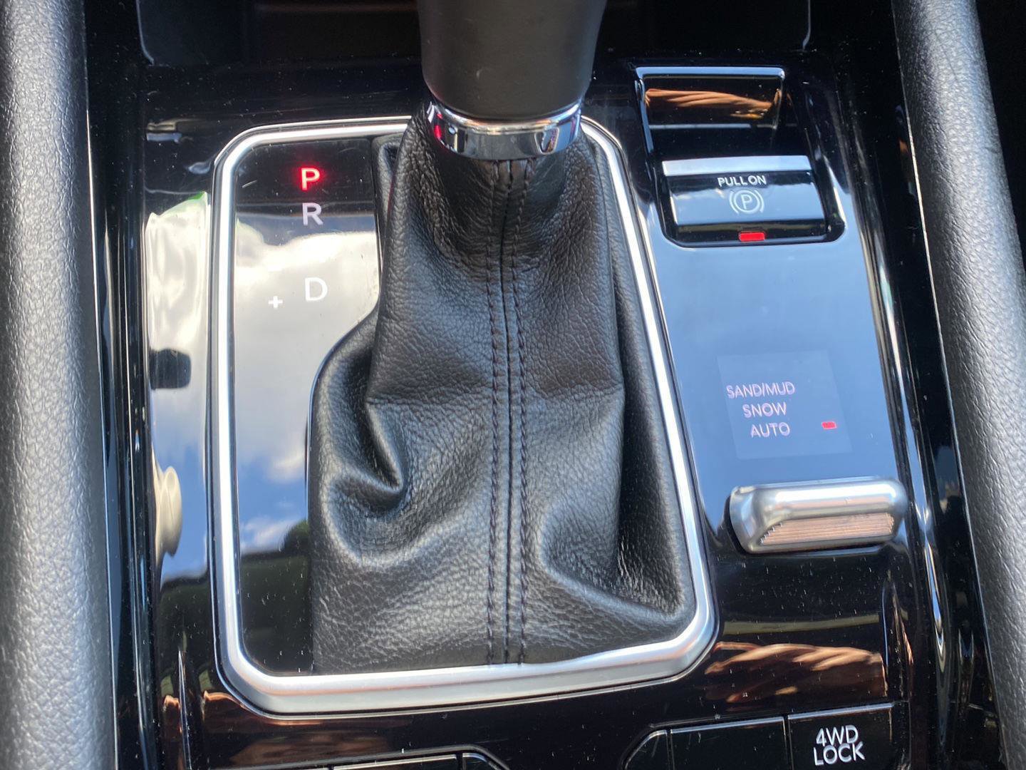 Used 2024 Jeep Compass Latitude w/ Altitude Special Edition image 14