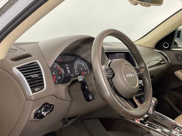 Used 2016 Audi Q5 3.0T Premium Plus w/ Technology Package image 12