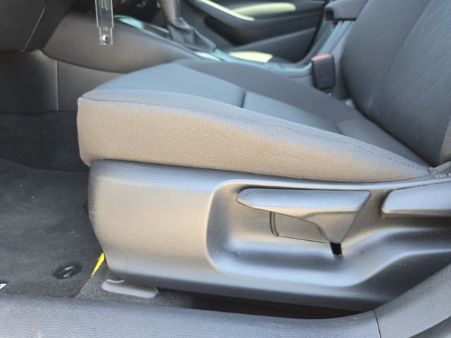 Used 2023 Toyota Corolla LE FWD image 29
