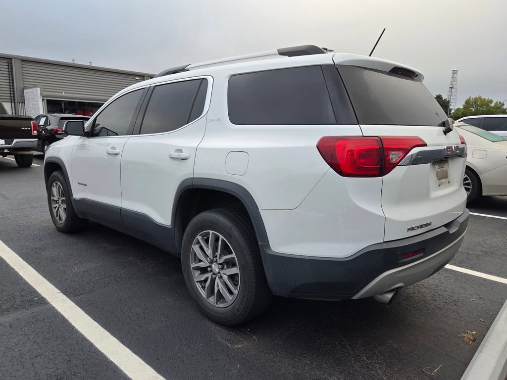 Used 2017 GMC Acadia SLE w/ Driver Alert Package I FWD image 3