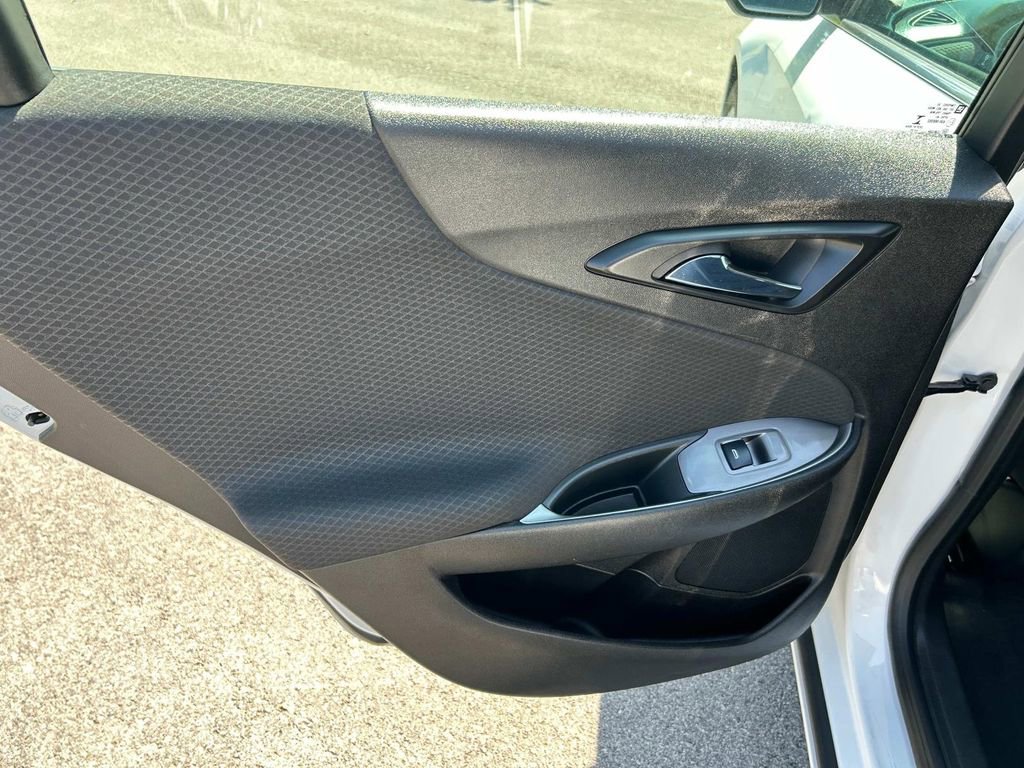 Used 2023 Chevrolet Malibu LT image 19