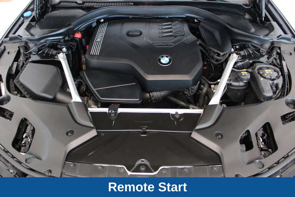Used 2021 BMW 530i w/ M Sport Package RWD image 9
