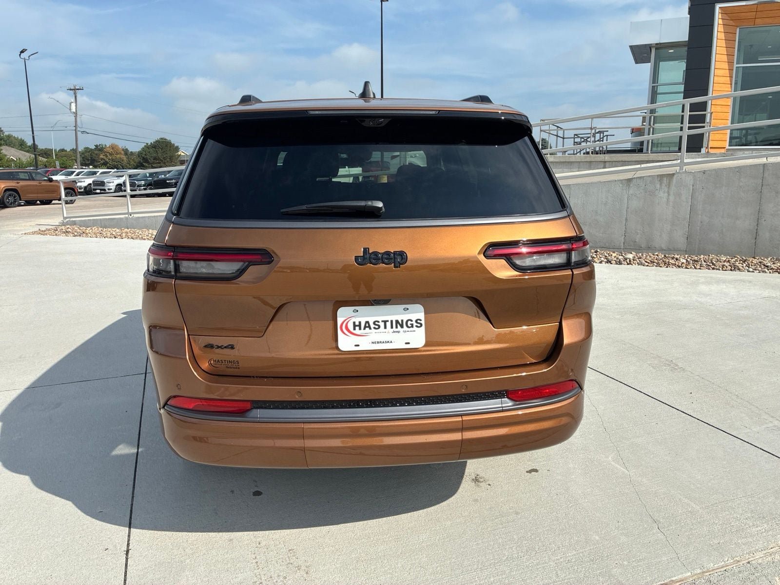 New 2026 Jeep Grand Cherokee L Limited AWD/4WD image 4