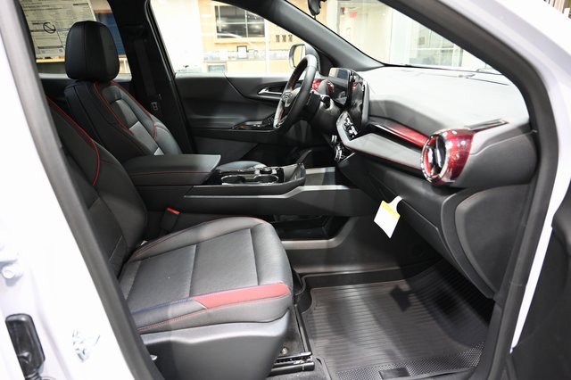 New 2026 Chevrolet Equinox RS w/ LPO, Floor Liner Package image 10