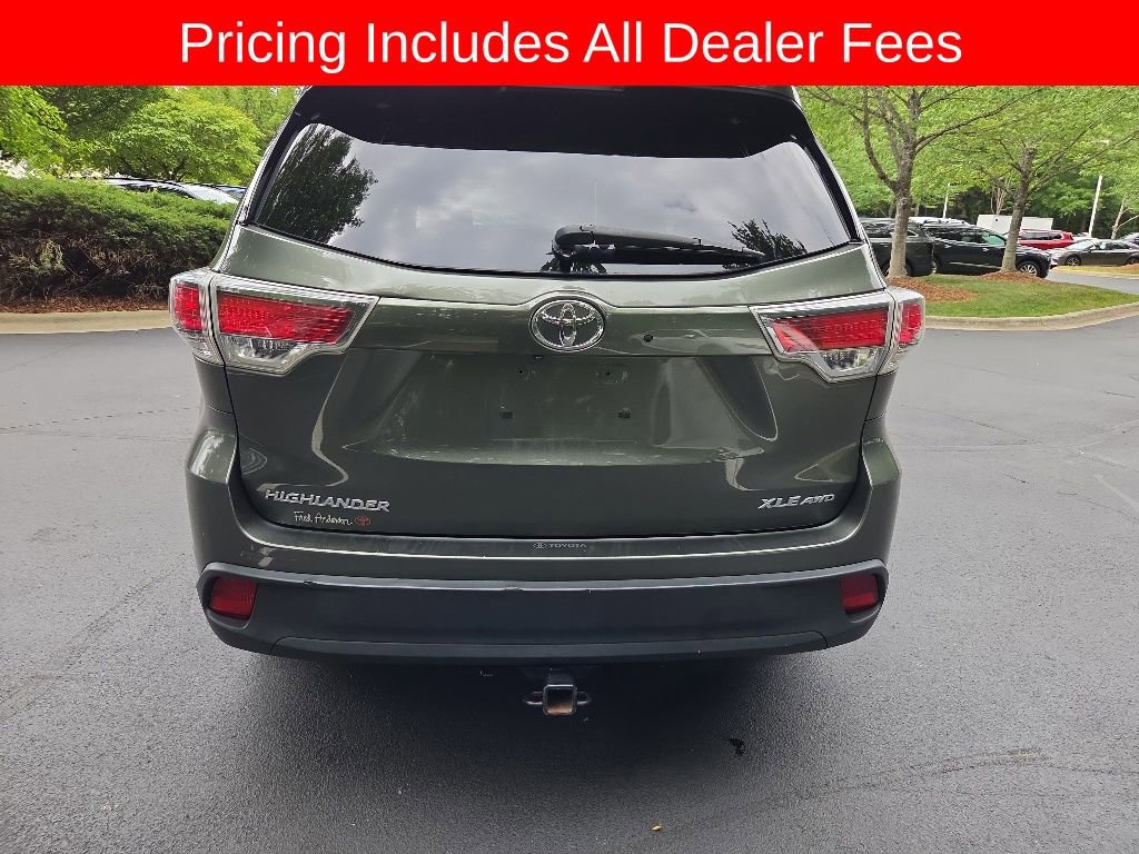 Used 2016 Toyota Highlander XLE AWD/4WD image 18