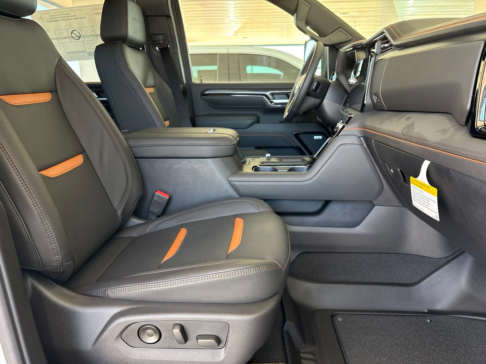 New 2026 GMC Sierra 2500 AT4 w/ AT4 Premium Plus Package AWD/4WD image 20