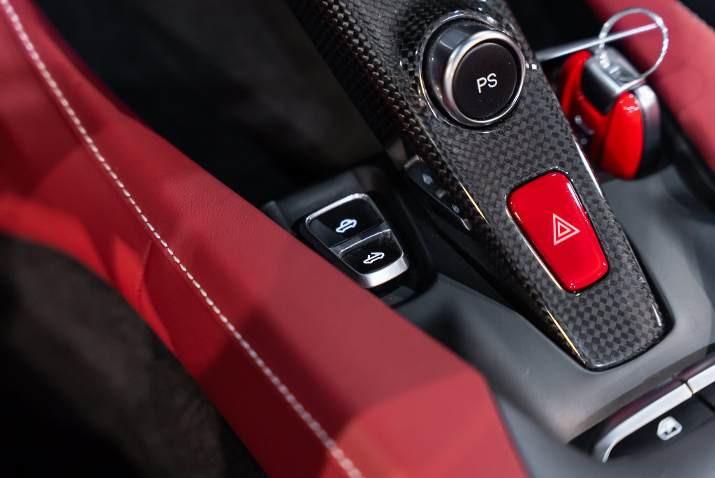 Certified 2022 Ferrari Portofino M RWD image 45