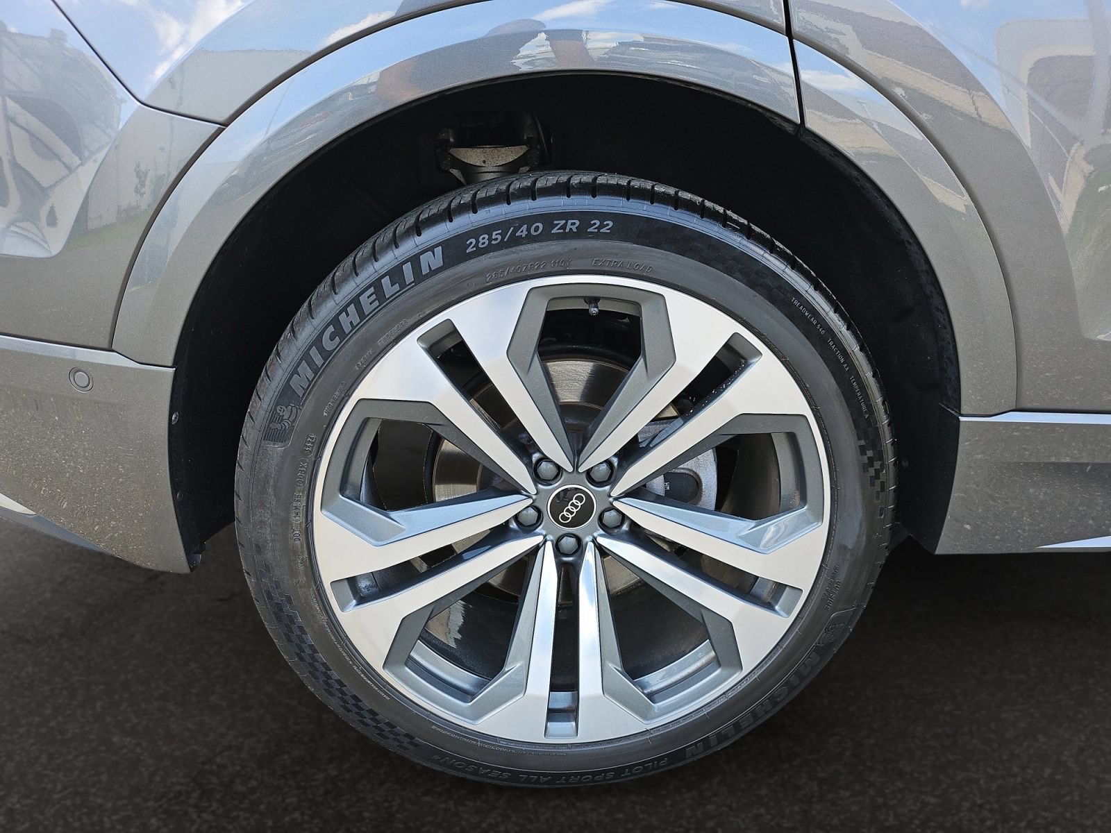 Used 2021 Audi Q8 Premium Plus w/ Premium Plus Package AWD/4WD image 41