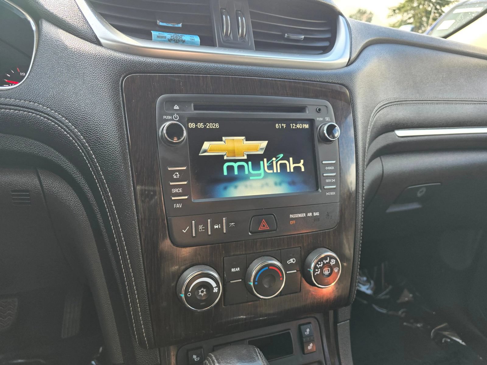 Used 2016 Chevrolet Traverse LT w/ Style and Technology Package FWD image 28