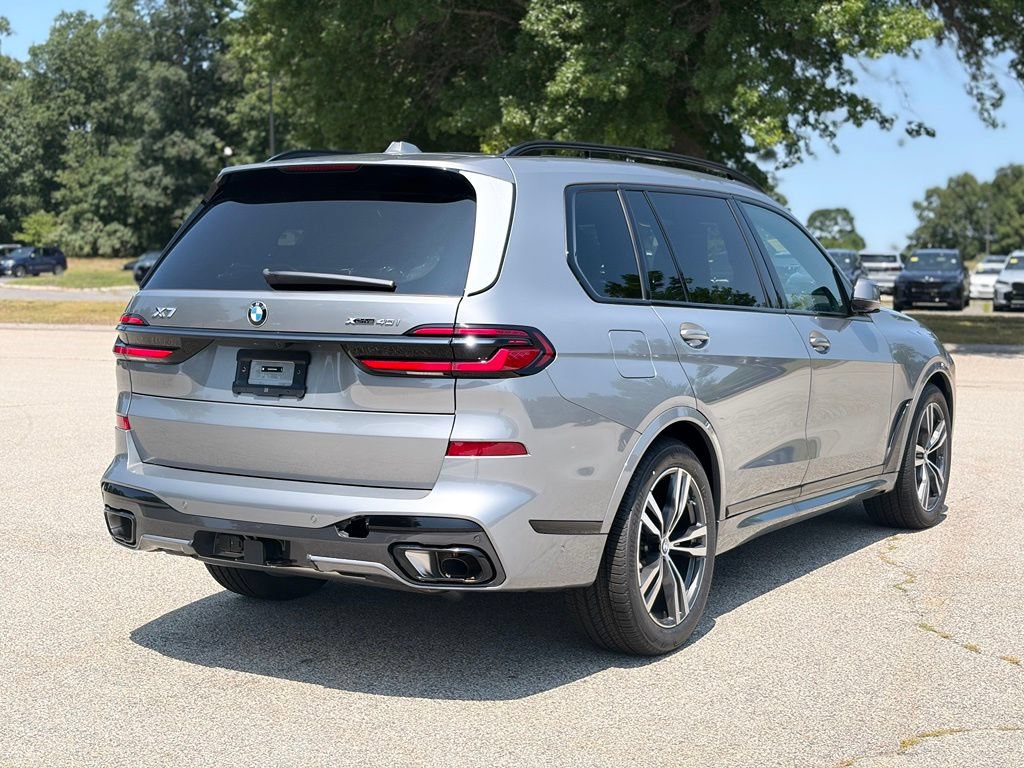 New 2027 BMW X7 xDrive40i w/ M Sport Package AWD/4WD image 6