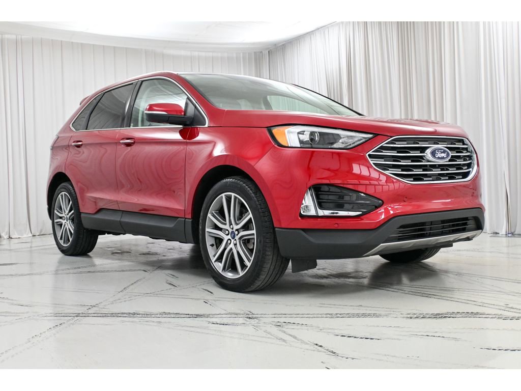 Used 2022 Ford Edge Titanium w/ Class II Trailer Tow Package image 2