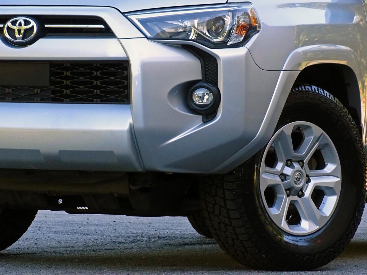 Used 2024 Toyota 4Runner SR5 RWD image 10