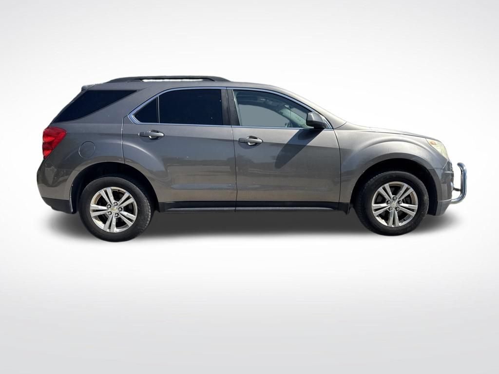 Used 2011 Chevrolet Equinox LT w/ Driver Convenience Package FWD image 4