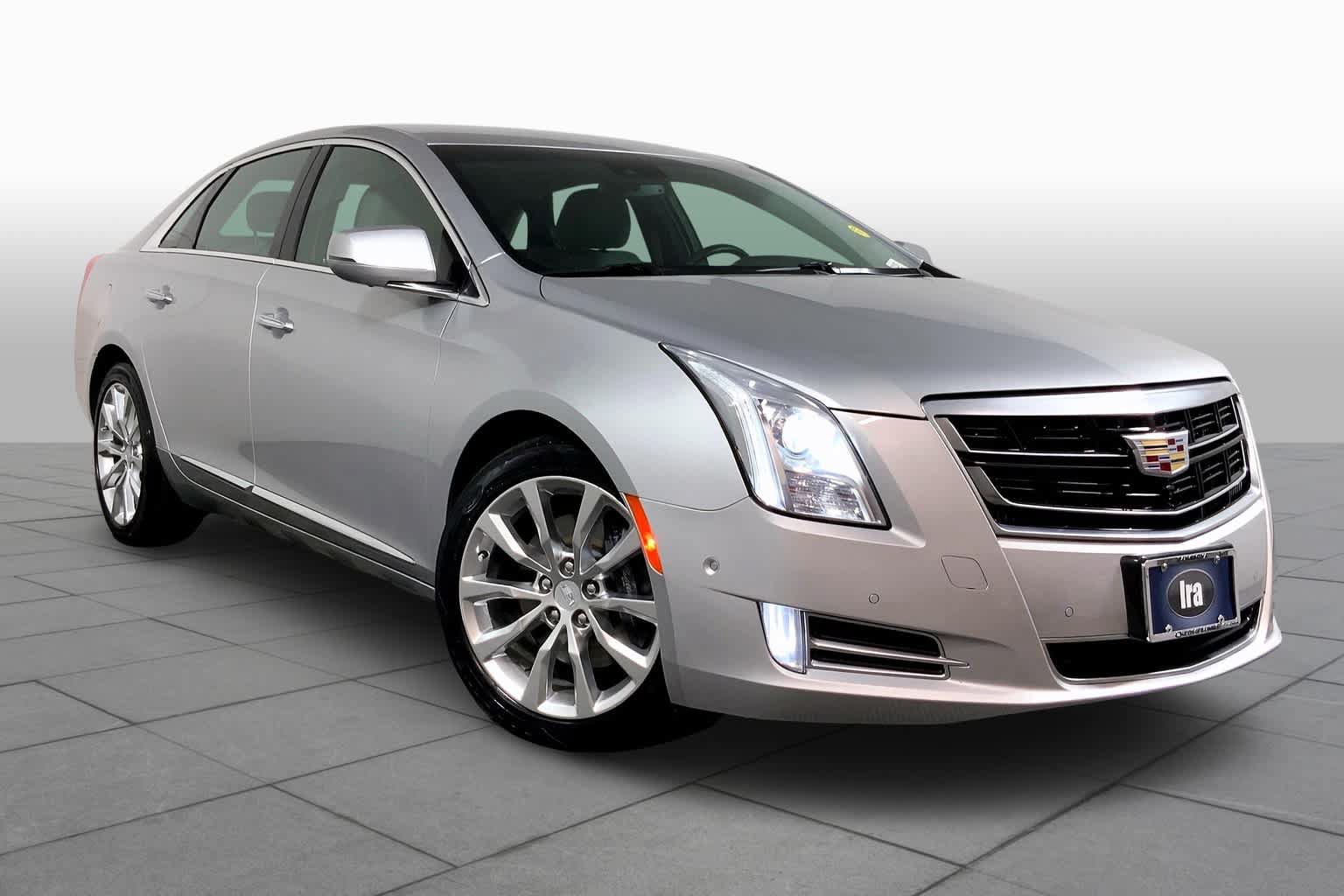 Used 2016 Cadillac XTS Luxury w/ Driver Awareness Package FWD image 3