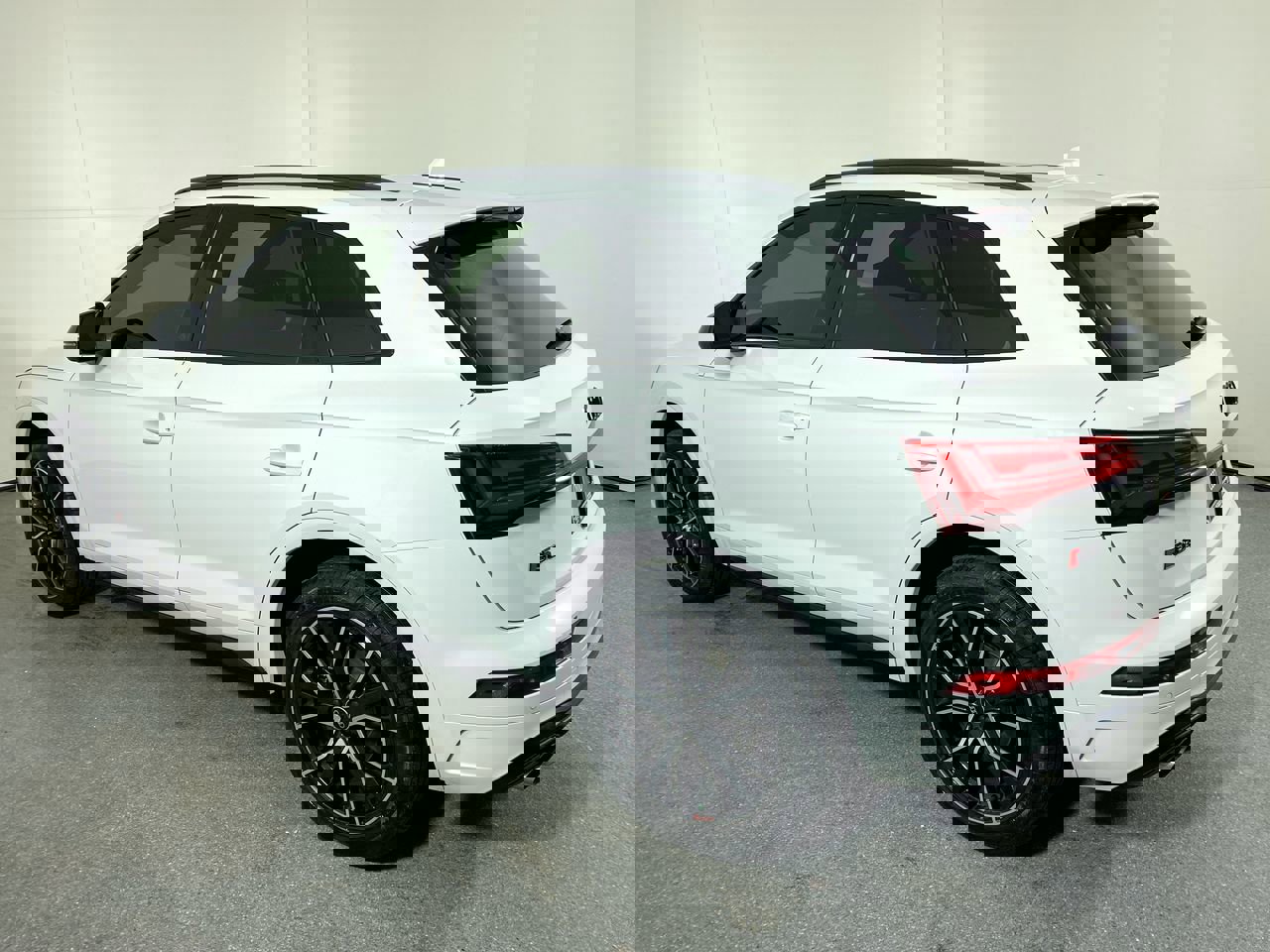 Certified 2023 Audi SQ5 Premium Plus w/ Premium Plus Package image 5