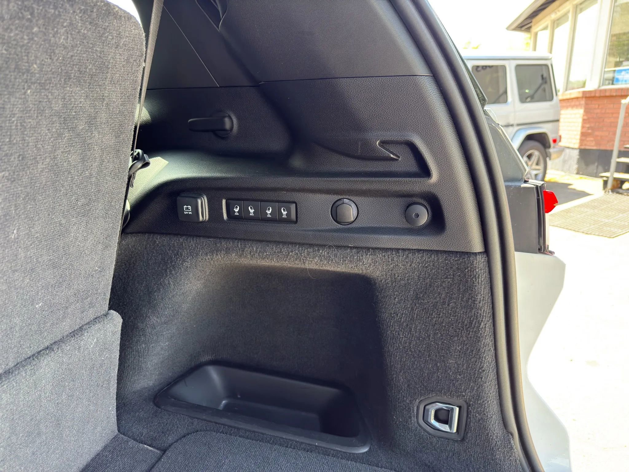 Used 2021 Jeep Grand Cherokee L Overland image 13