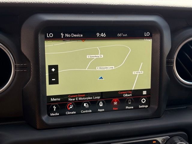 Used 2023 Jeep Wrangler Unlimited Sahara AWD/4WD image 17