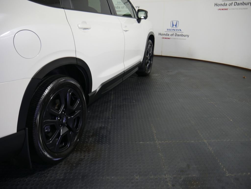 Used 2023 Subaru Ascent Onyx Edition Limited image 4