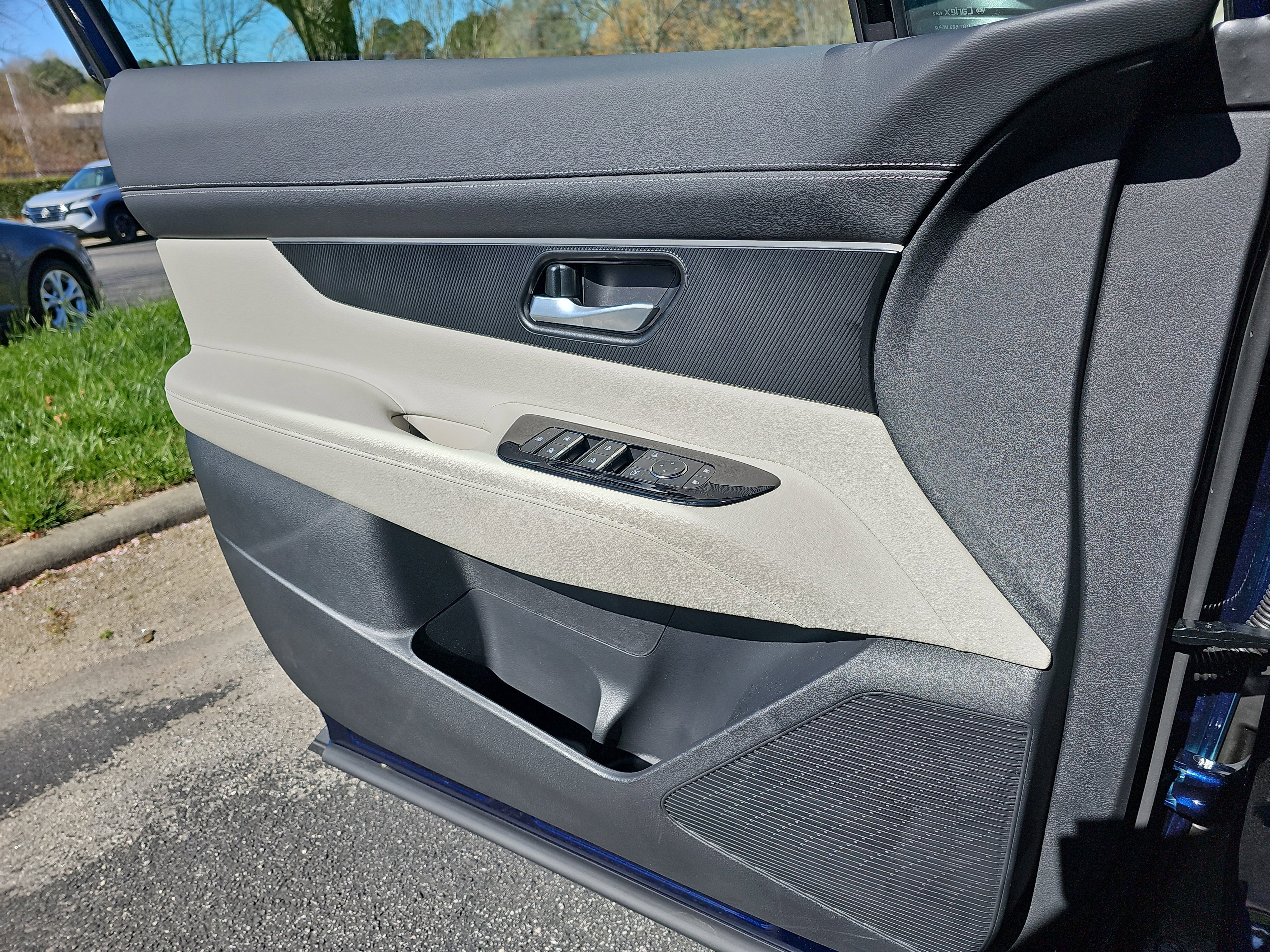 New 2025 Nissan Murano SV image 26