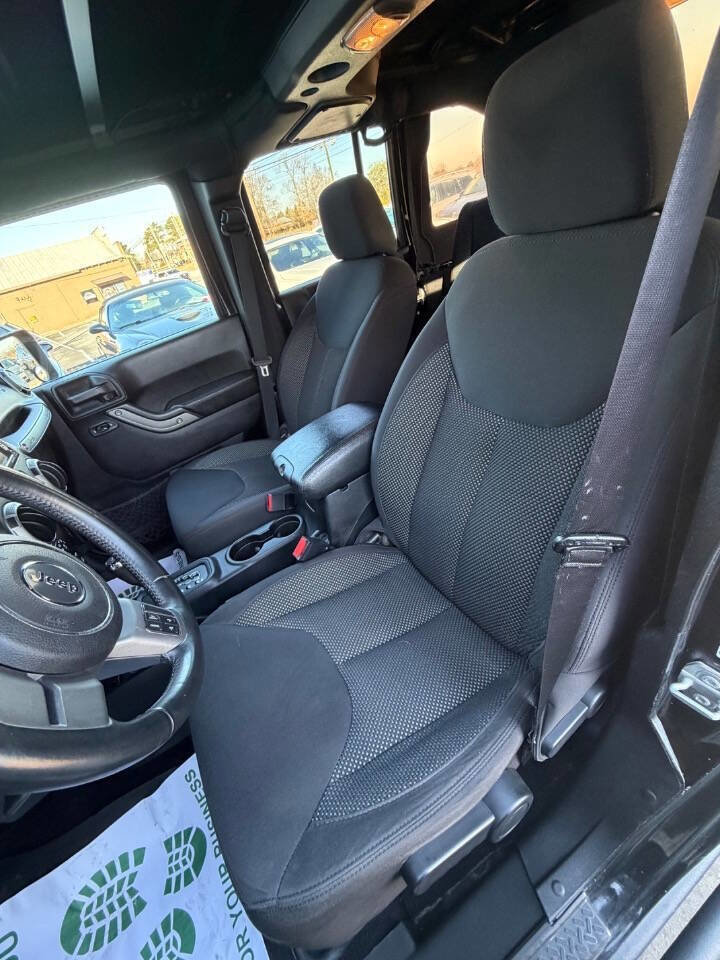 Used 2016 Jeep Wrangler Unlimited Sport AWD/4WD image 15