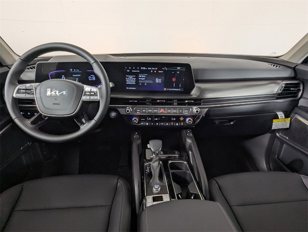 New 2025 Kia Telluride S image 14