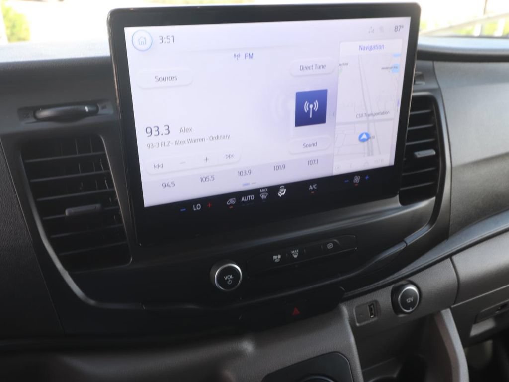 Used 2023 Ford E-Transit Medium Roof RWD image 18