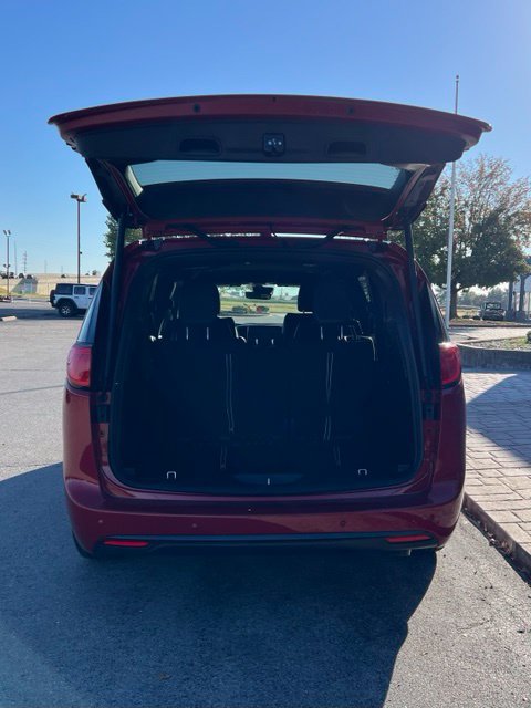 New 2027 Chrysler Pacifica LX FWD image 26