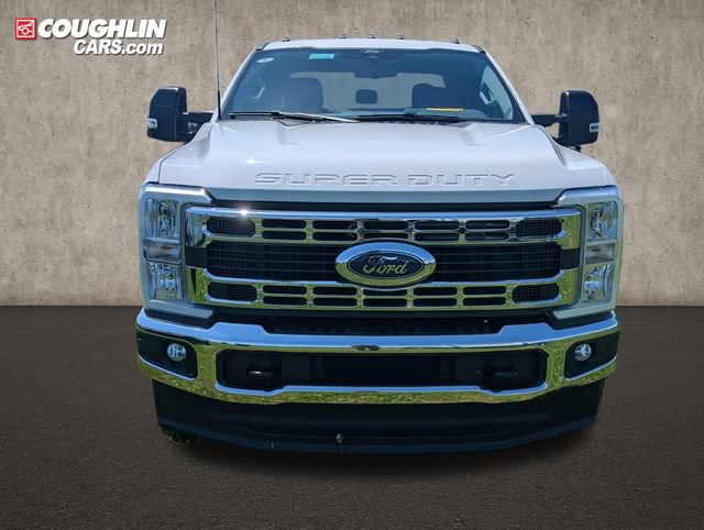 New 2026 Ford F350 XLT AWD/4WD image 2