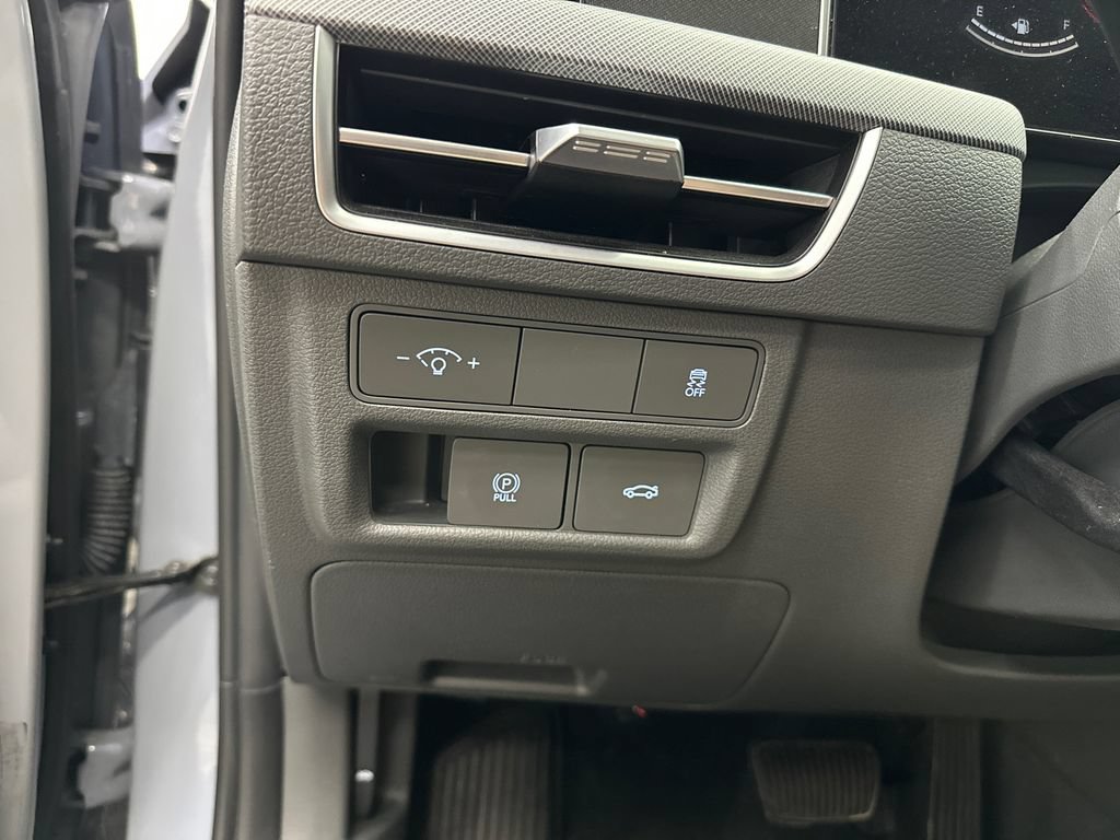 Used 2025 Hyundai Sonata SEL FWD image 24