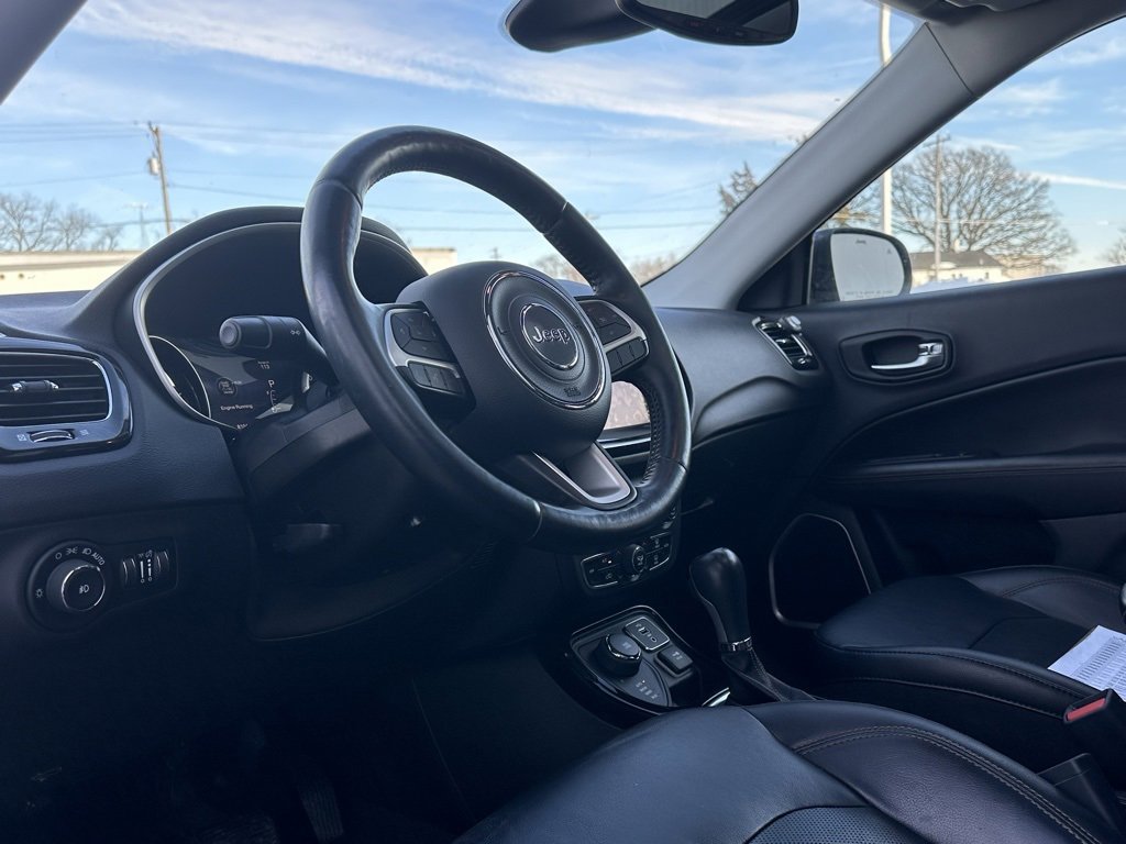 Used 2018 Jeep Compass Limited w/ Navigation Group image 8