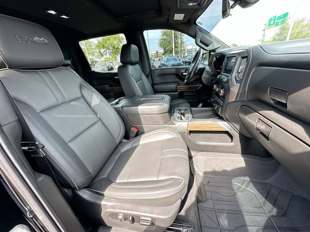 Used 2020 Chevrolet Silverado 1500 High Country w/ Technology Package AWD/4WD image 26