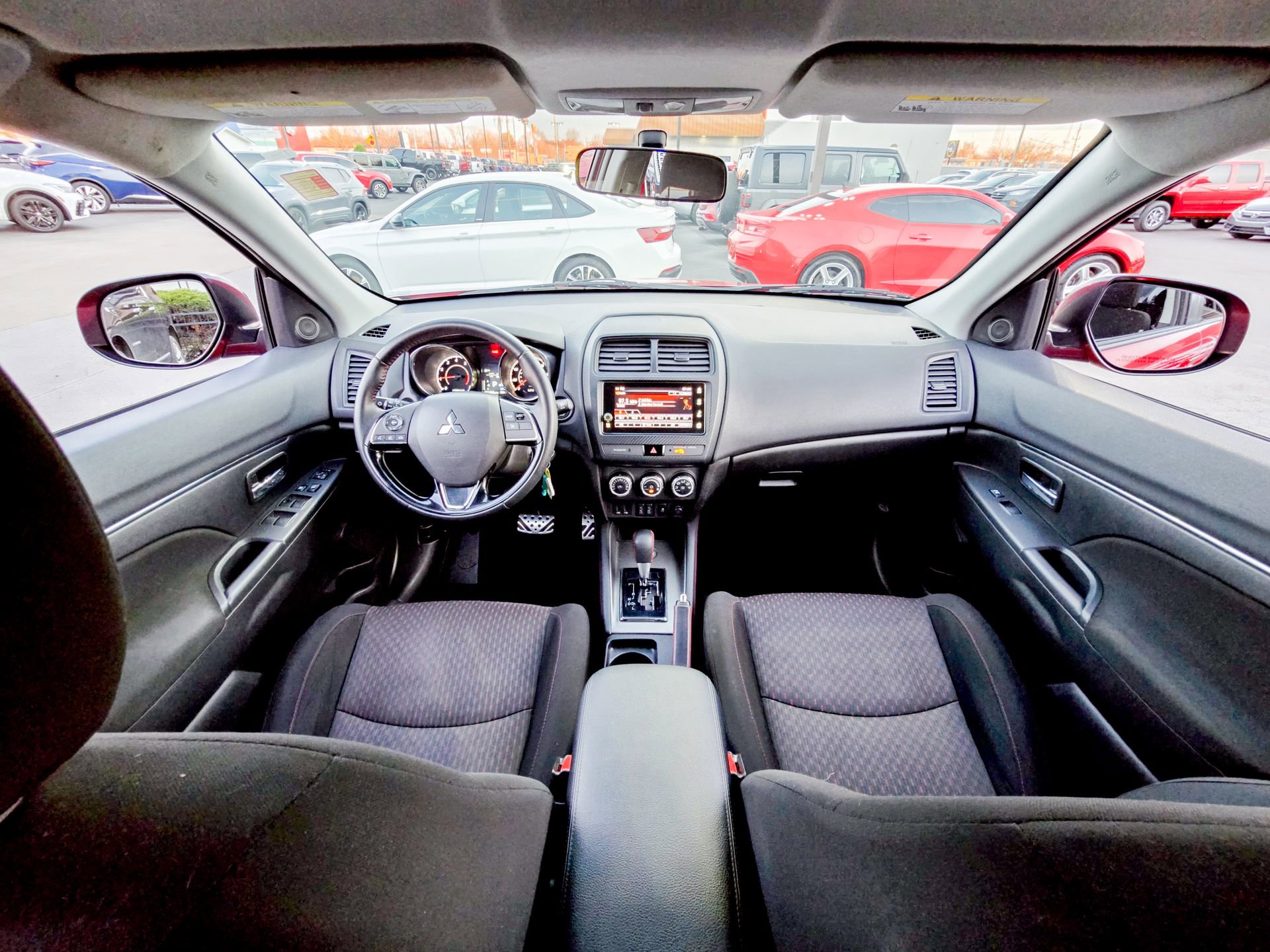 Used 2019 Mitsubishi Outlander Sport ES image 2