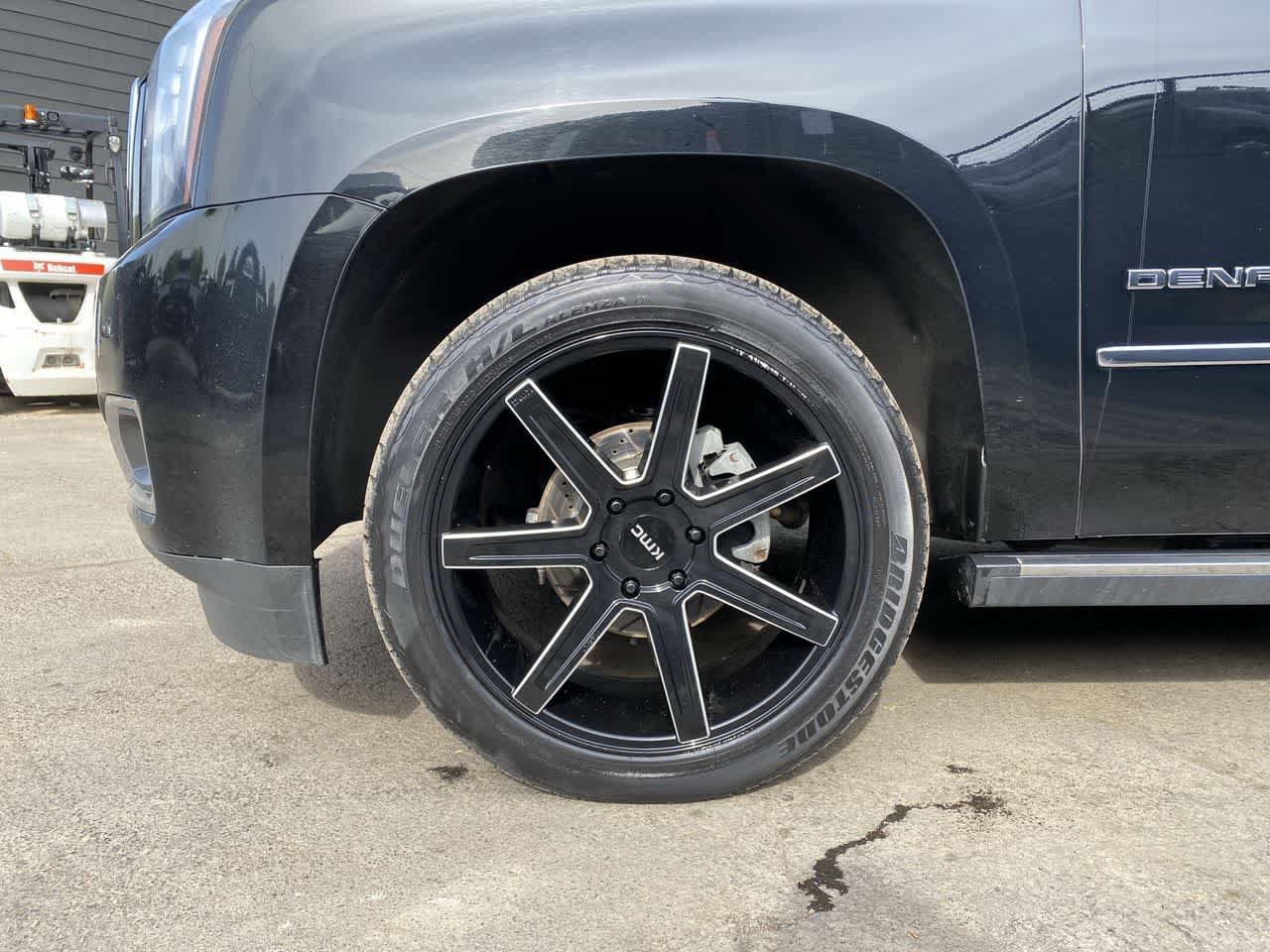 Used 2019 GMC Yukon XL Denali w/ Denali Ultimate Package AWD/4WD image 11