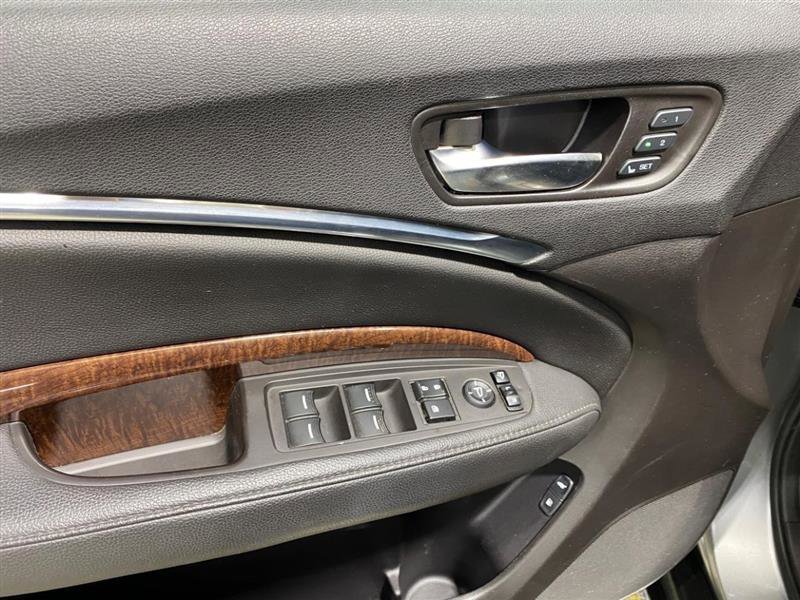 Used 2017 Acura MDX SH-AWD w/ Technology Package image 9