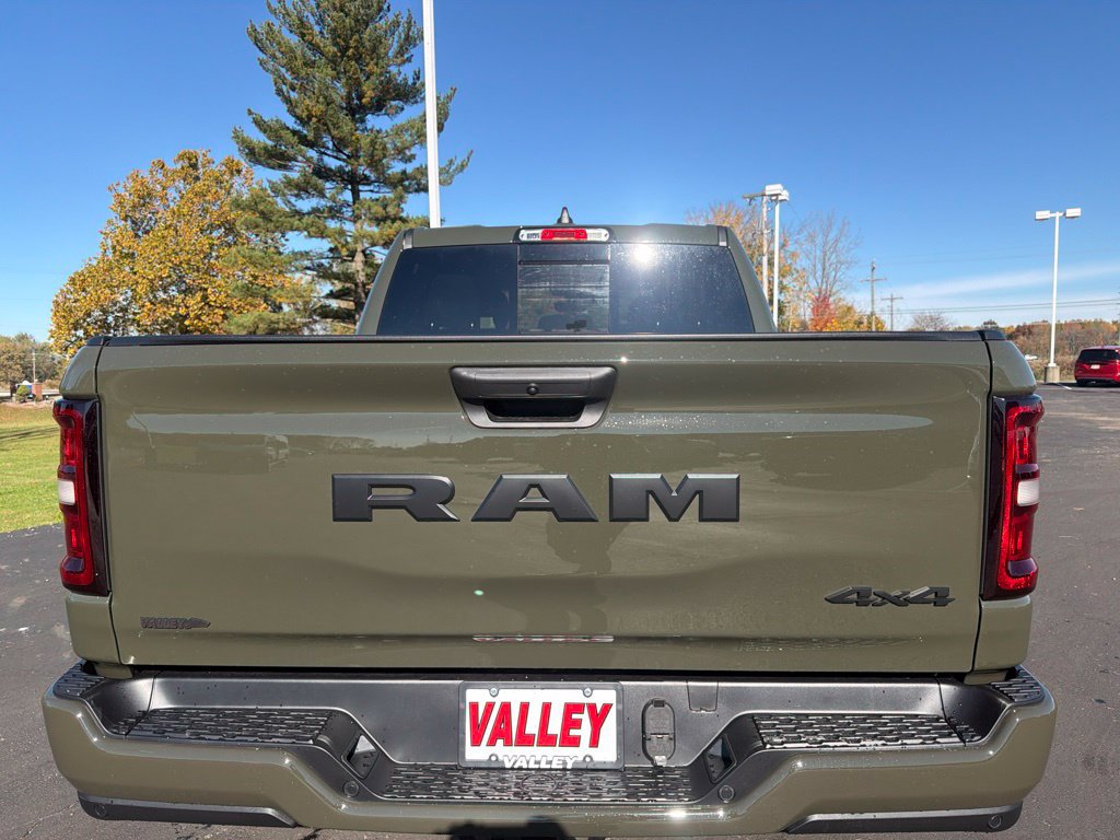 New 2027 RAM 1500 Express AWD/4WD image 7