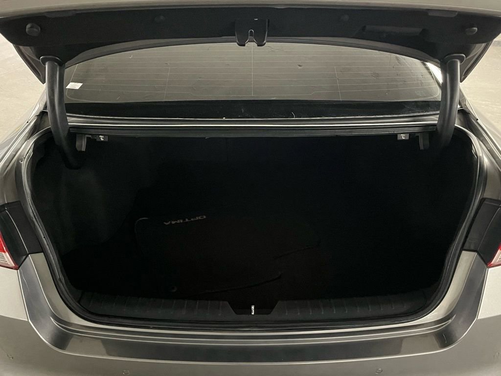 Used 2017 Kia Optima LX w/ Technology Package image 35