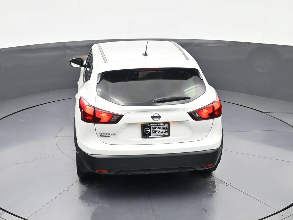 Used 2017 Nissan Rogue Sport S w/ S Appearance Package FWD image 31