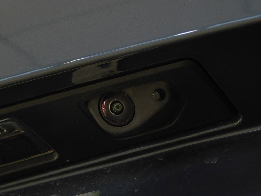 Used 2026 Volvo V90 B6 Cross Country Ultra image 87