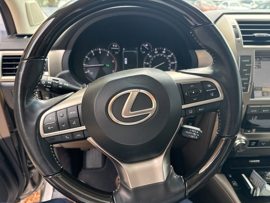Used 2020 Lexus GX 460 Premium w/ Premium Package AWD/4WD image 21