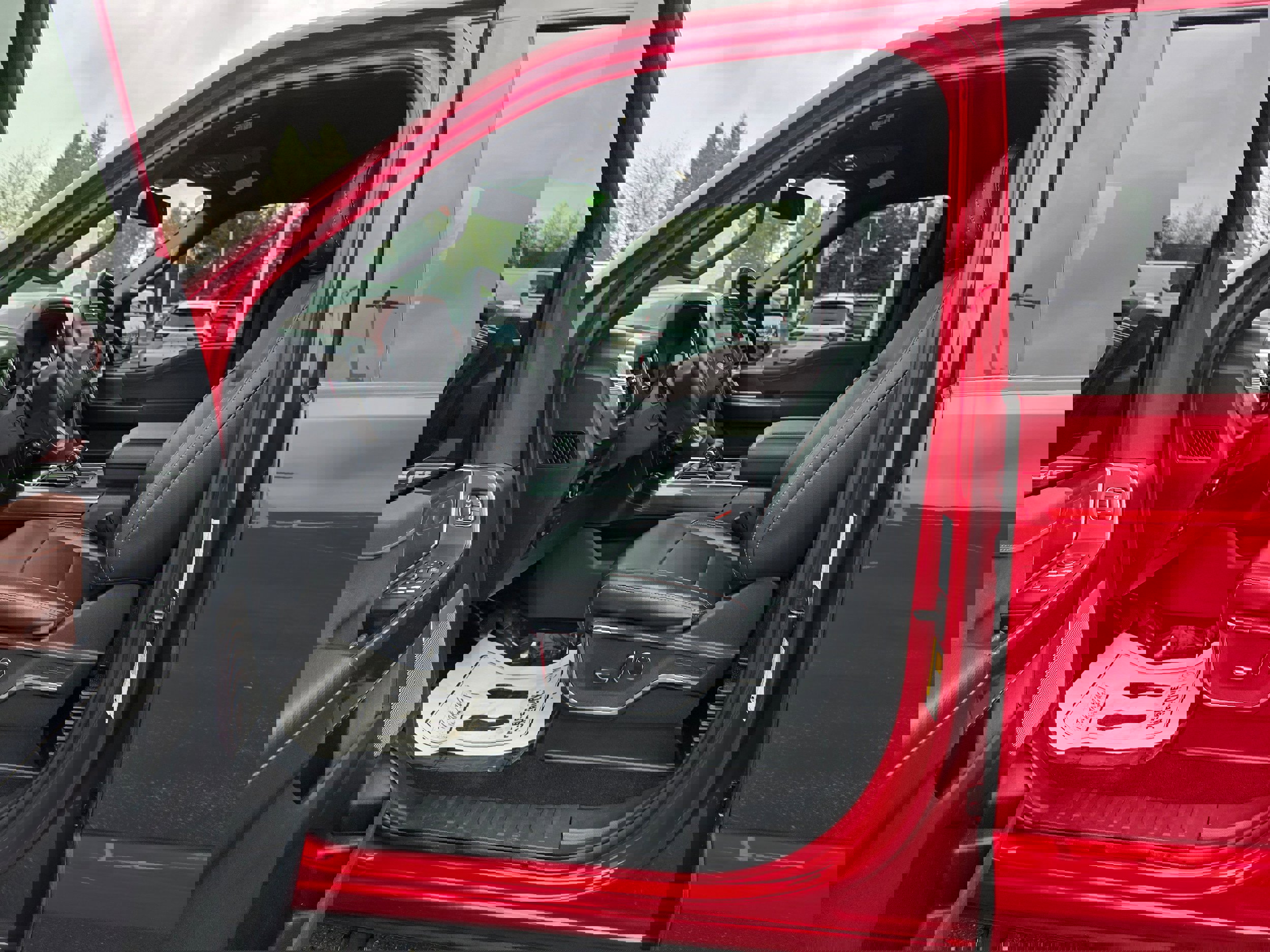 Certified 2023 Ford F150 Lariat w/ Equipment Group 502A High image 21