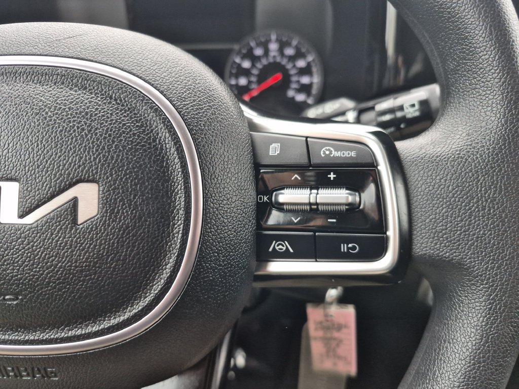 Certified 2022 Kia Sorento LX AWD/4WD image 20