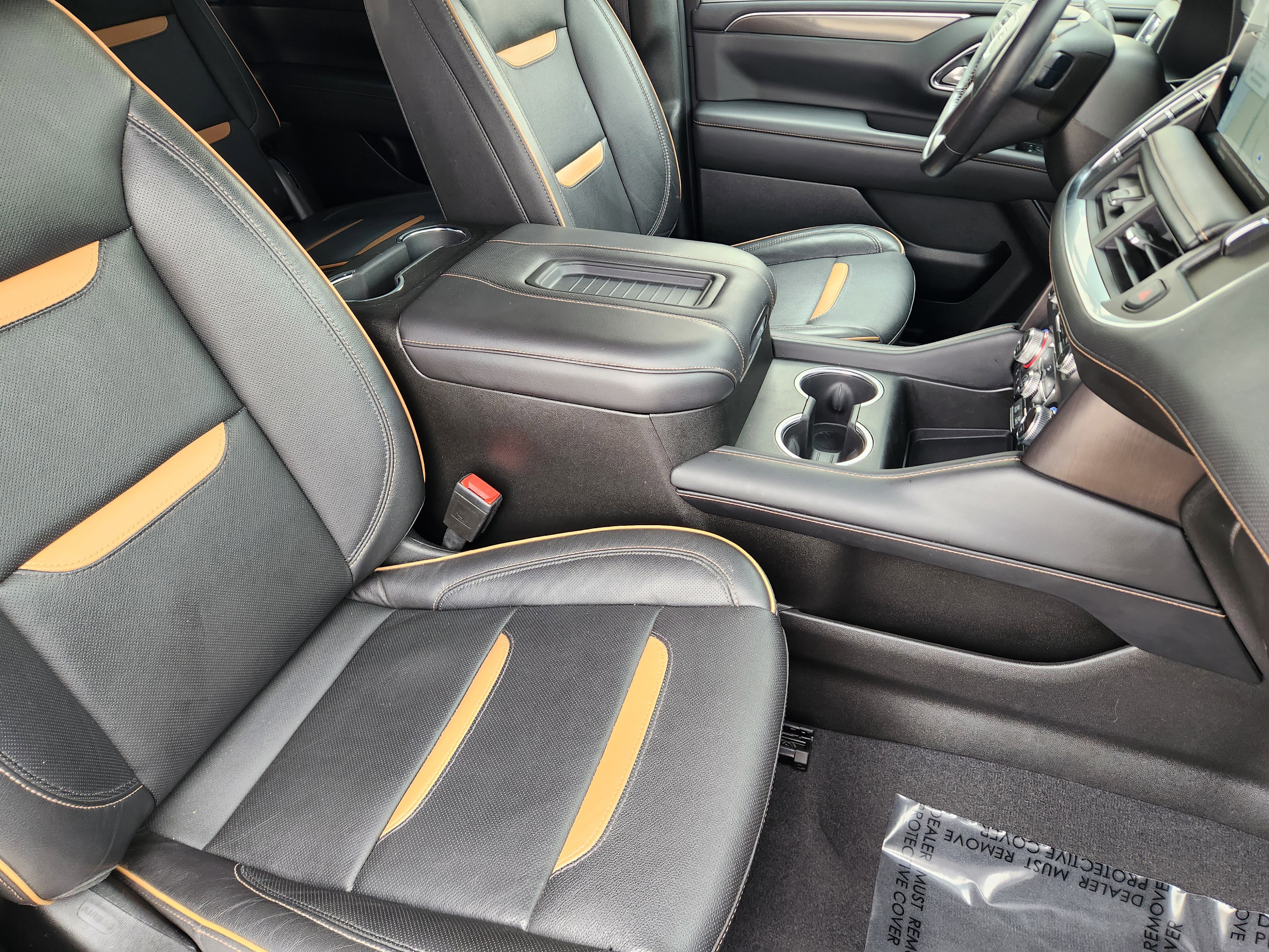 Used 2022 GMC Yukon AT4 w/ AT4 Premium Package image 13